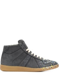 Sneakers in pelle grigio scuro di Maison Margiela