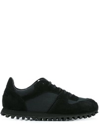 Sneakers in pelle nere di Comme des Garcons