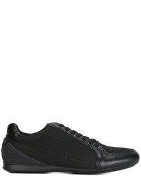Sneakers in pelle nere di Emporio Armani