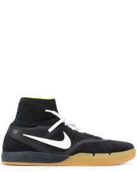 Sneakers in pelle nere di Nike