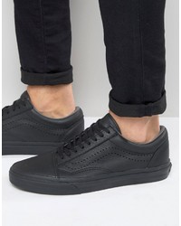 Sneakers in pelle nere di Vans