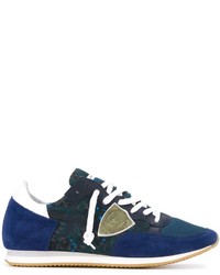 Sneakers in pelle scamosciata blu scuro di Philippe Model