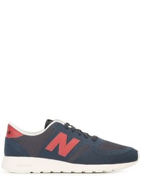 Sneakers in pelle scamosciata blu di New Balance