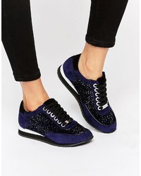 Sneakers in pelle scamosciata decorate blu scuro di Carvela