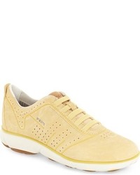 Sneakers in pelle scamosciata gialle