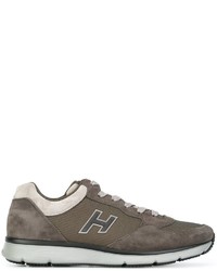 Sneakers in pelle scamosciata grigie di Hogan