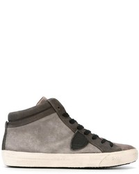 Sneakers in pelle scamosciata grigie di Philippe Model