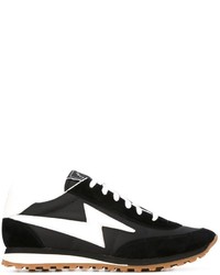 Sneakers in pelle scamosciata nere di Marc Jacobs