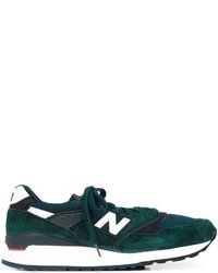 Sneakers in pelle scamosciata verde scuro di New Balance