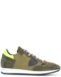 Sneakers in pelle verde oliva di Philippe Model