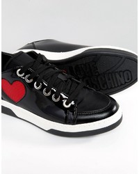 Sneakers nere di Love Moschino