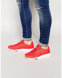 Sneakers rosse di Le Coq Sportif