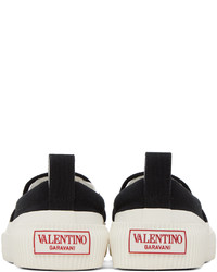 Sneakers senza lacci di tela beige di Valentino Garavani
