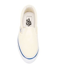 Sneakers senza lacci di tela bianche di Vans
