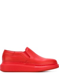 Sneakers senza lacci in pelle rosse di Alexander McQueen