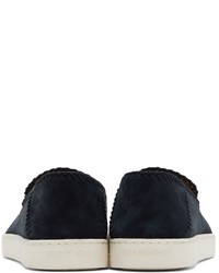 Sneakers senza lacci in pelle scamosciata blu scuro di Giorgio Armani