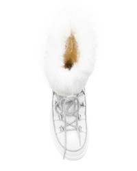 Stivali da neve bianchi di Chiara Ferragni