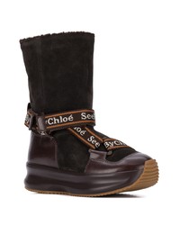 Stivali da neve in pelle scamosciata marrone scuro di See by Chloe