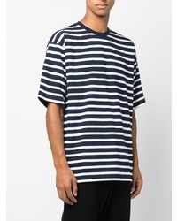T-shirt girocollo a righe orizzontali blu scuro e bianca di Philippe Model Paris