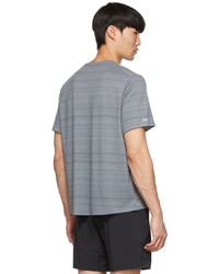 T-shirt girocollo a righe orizzontali grigia di Nike