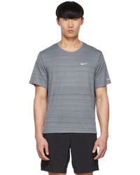 T-shirt girocollo a righe orizzontali grigia di Nike