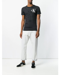 T-shirt girocollo a righe orizzontali nera di Calvin Klein Jeans