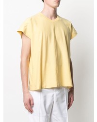 T-shirt girocollo gialla di Issey Miyake