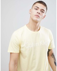 T-shirt girocollo gialla di Calvin Klein