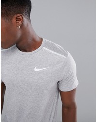 T-shirt girocollo grigia di Nike Running
