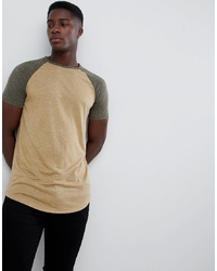 T-shirt girocollo marrone chiaro di ASOS DESIGN