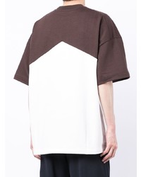 T-shirt girocollo marrone scuro di Jil Sander