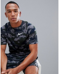 T-shirt girocollo mimetica grigio scuro di Nike Training
