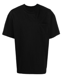 T-shirt girocollo nera di Winnie NY