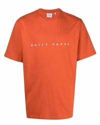 T-shirt girocollo ricamata arancione di Daily Paper