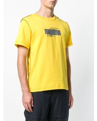 T-shirt girocollo ricamata gialla di Omc