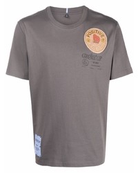 T-shirt girocollo ricamata grigia di McQ