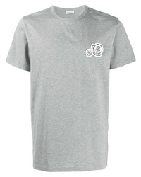 T-shirt girocollo ricamata grigia di Moncler