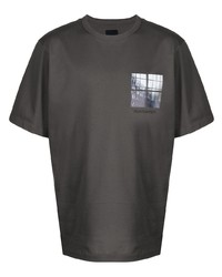 T-shirt girocollo ricamata grigio scuro di Juun.J