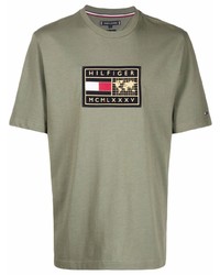 T-shirt girocollo ricamata verde oliva di Tommy Hilfiger