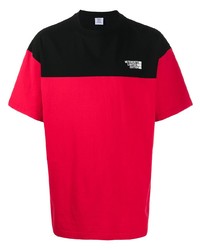 T-shirt girocollo rossa e nera di Vetements