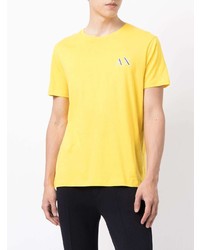 T-shirt girocollo senape di Armani Exchange