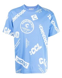 T-shirt girocollo stampata azzurra di Chocoolate