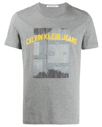 T-shirt girocollo stampata grigia di Calvin Klein Jeans