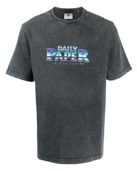 T-shirt girocollo stampata grigio scuro di Daily Paper