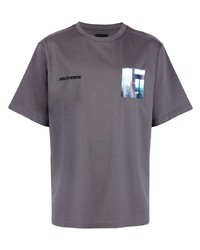 T-shirt girocollo stampata grigio scuro di Juun.J