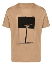 T-shirt girocollo stampata marrone chiaro di Armani Exchange