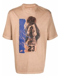 T-shirt girocollo stampata marrone chiaro di Jordan