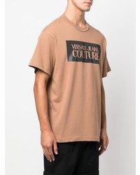 T-shirt girocollo stampata marrone chiaro di VERSACE JEANS COUTURE