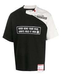 T-shirt girocollo stampata nera e bianca di Maison Mihara Yasuhiro