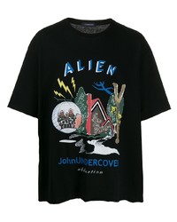 T-shirt girocollo stampata nera di JohnUNDERCOVE